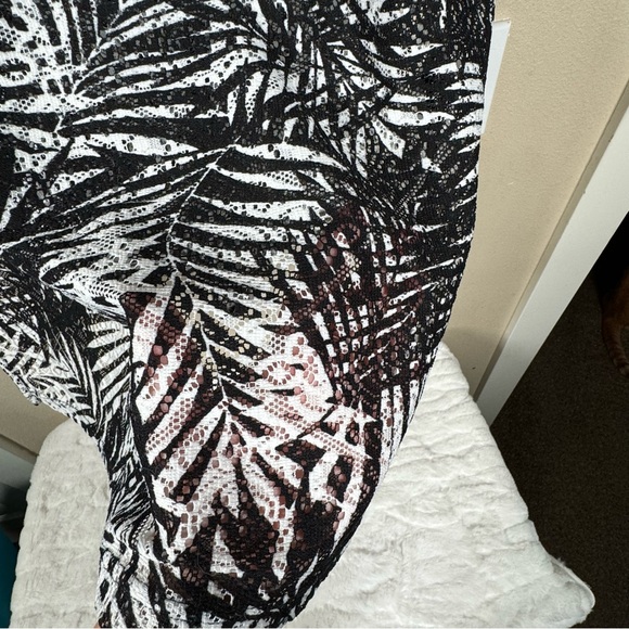 Mario Serrani Italy Beach Cover Up Black White Tropical Print Tunic Dress Large - Picture 7 of 10